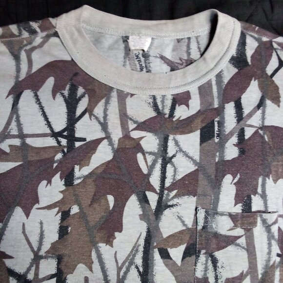Vintage Mirage Oak Camouflage Autumn Fall Long Sleeve Pocket T-Shirt - Picture 1 of 7
